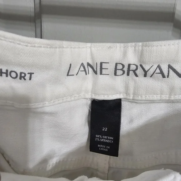 Lane Bryant Boyfriend Fit Midi Jean Short - Picture 4 of 5